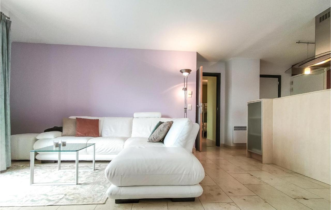 Nice Apartment In Bredene With Kitchen Extérieur photo